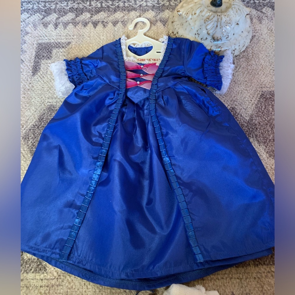 American Girl Felicity
Christmas/Holiday Gown, Cloak